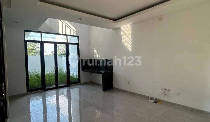 Rumah Bagus Smartdoor Luas Di Cluster Tenang Asri 2