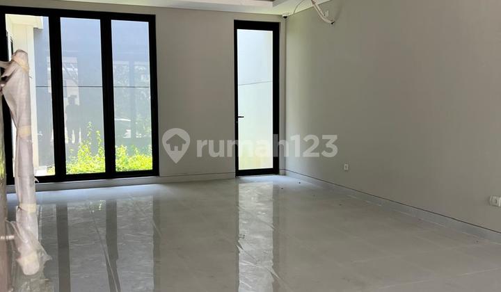 Rumah Mewah Di Hunian Eksklusif Tepi Laut Semarang Barat 2