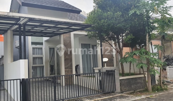 Rumah di Kawasan Mewah Candi Golf Aman dan Nyaman 1