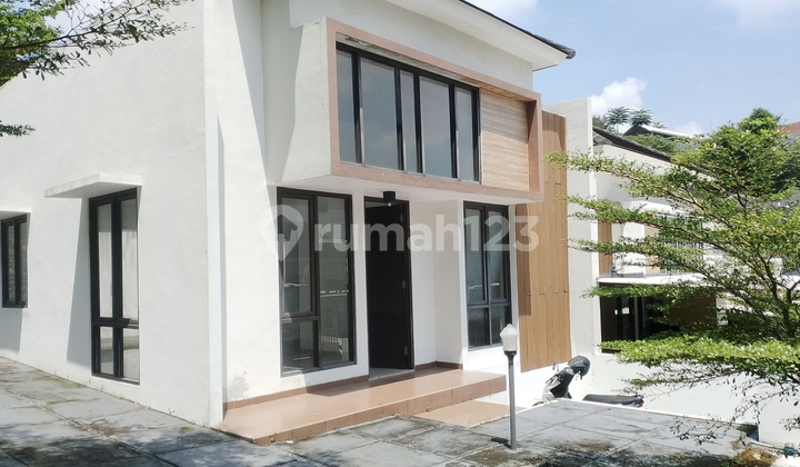 Harga di Bawah NJOP Rumah Baru Simple di Pandanaran Hill 1