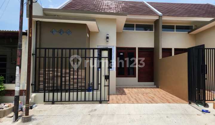 Rumah Minimalis Bersih Bebas Banjir Lokasi Strategis 1