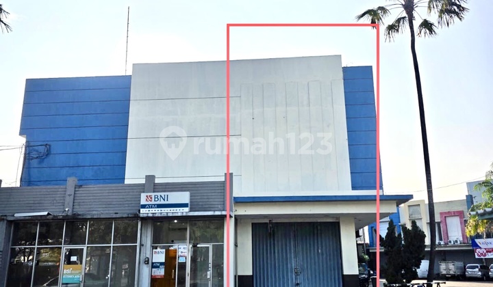 Suitable Shop House for Office in Busy Industrial Area 1