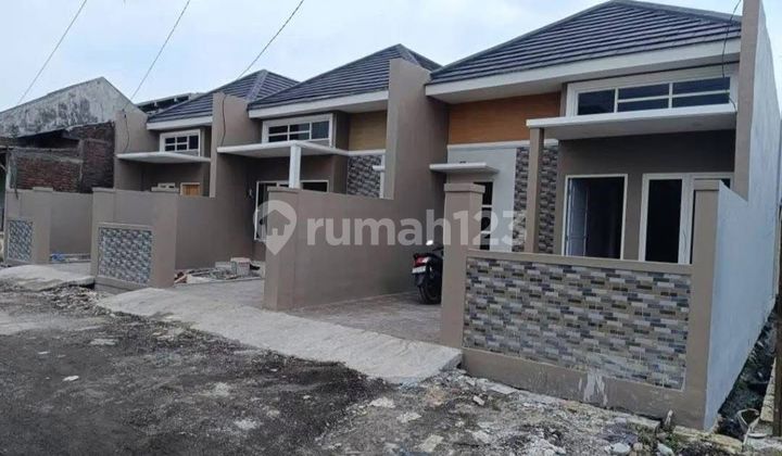 Dijual Rumah Baru Di Pepe Sedati Sidoarjo Dekat Bandara Juanda Rumah Bagus SHM di Pasar Desa Pepe, Jl. Abdul Faqih, Pulungan, Sedati, Sidoarjo, Jawa Timur, Indonesia, 61253, Sedati