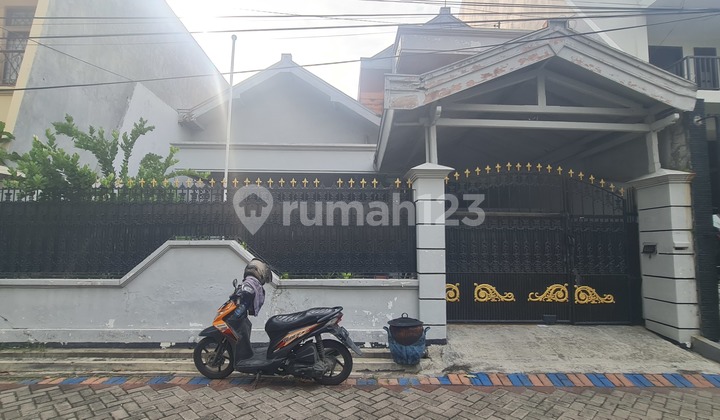 Dijual Rumah Di Mojo Gubeng Surabaya Tengah Rumah Butuh Minim Renovasi SHM di Jl. Mojo II No.2, Mojo, Gubeng, Kota Surabaya, Jawa Timur, Indonesia, 60285, Gubeng