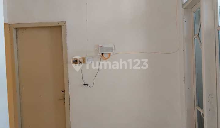 Dijual Rumah Murah Di Dukuh Pakis Surabaya Rumah Shm Di Jl. Dukuh Pakis V No.5, Dukuh Pakis, Dukuh Pakis, Kota Surabaya, Jawa Timur, Indonesia, 60225, Dukuh Pakis 2