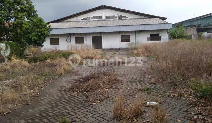 For Sale Pakal Benowo West Surabaya Warehouse Warehouse at Jl. Jalan Raya Pakal No 71, Pakal, Pakal, Surabaya City, East Java, Indonesia, 60196, Pakal 6.39 m² Unfurnished HGB