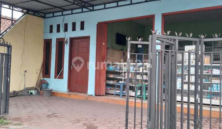 Dijual Rumah Kost Aktif Dan Toko Di Raya Gempol Pasuruan Rumah Bagus SHM di Indomaret Raya, Jl. Raya Carat Gempol Pasuruan, Carat, Gempol, Pasuruan, Jawa Timur, Indonesia, 67155, Gempol Dijual Rumah Kost Aktif Dan Toko Di Raya Gempol Pasuruan Rumah Bagus SHM di Indomaret Raya, Jl. Raya Carat Gempol Pasuruan, Carat, Gempol, Pasuruan, Jawa Timur, Indonesia, 67155, Gempol