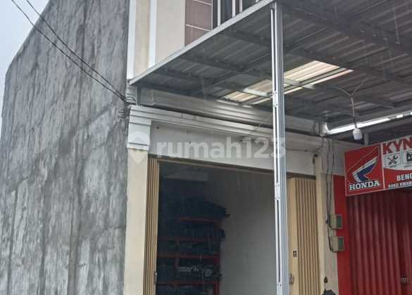 Dijual Ruko 2 Lantai Di Raya Kwangsan Sedati Sidoarjo Ruko di Indomaret, Jl. Mangkurejo, Kwangsan, Sedati, Sidoarjo, Jawa Timur, Indonesia, 61253, Sedati 52.0 m² SHM Dijual Ruko 2 Lantai Di Raya Kwangsan Sedati Sidoarjo Ruko di Indomaret, Jl. Mangkurejo, Kwangsan, Sedati, Sidoarjo, Jawa Timur, Indonesia, 61253, Sedati 52.0 m² SHM