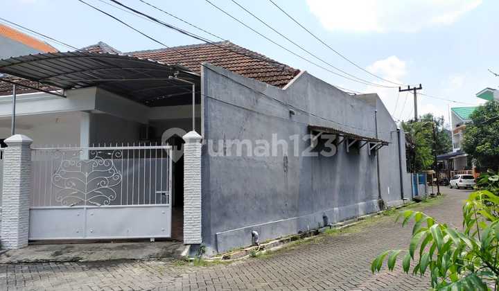 Dijual Rumah Hook Di Perumahan Taman Bougenville Jelidro Sambikerep Surabaya Barat Rumah Bagus SHM di Jelidro, Jl. Raya Jelidro Barat, Sambikerep, Sambikerep, Kota Surabaya, Jawa Timur, Indonesia, 60217, Sambikerep Dijual Rumah Hook Di Perumahan Taman Bougenville Jelidro Sambikerep Surabaya Barat Rumah Bagus SHM di Jelidro, Jl. Raya Jelidro Barat, Sambikerep, Sambikerep, Kota Surabaya, Jawa Timur, Indonesia, 60217, Sambikerep