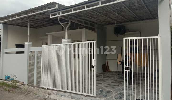 Dijual Rumah Di Perumahan River View Tambak Rejo Waru Sidoarjo Rumah Bagus SHM di Kantor Desa Tambak Rejo, Jl. Tambak Rejo, Tambakrejo, Waru, Sidoarjo, Jawa Timur, Indonesia, 61256, Waru