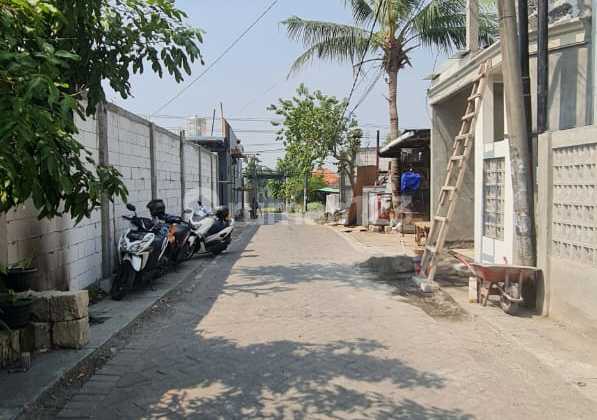 Dijual Rumah Baru Di Bangkingan Lakarsantri Surabaya Barat Rumah Bagus SHM di Puskesmas, Jl. Raya Bangkingan Rt. 2 Rw. 2, Bangkingan, Lakarsantri, Kota Surabaya, Jawa Timur, Indonesia, 60214, Lakarsantri 2
