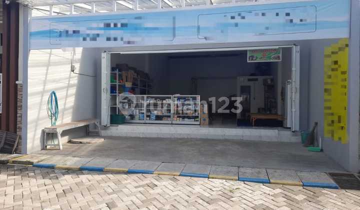 Shop for Sale in Griya Samudra Asri Housing, Trosobo, Taman, Sidoarjo. Nice House near Indomaret, Jl. Kramat Jegu, Kramat Jegu, Taman, Sidoarjo, East Java, Indonesia, 61257, Taman. 2