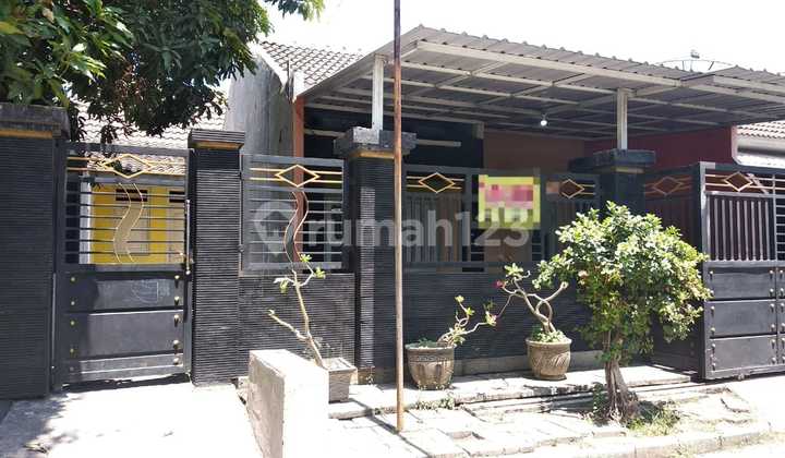 Dijual Rumah Hook Di Perumahan Masangan Kulon Sukodono Sidoarjo Rumah Bagus SHM di Indomaret Kelopo Sepuluh, Jl. Raya Kloposepuluh, Keloposepuluh, Sukodono, Sidoarjo, Jawa Timur, Indonesia, 61258, Sukodono