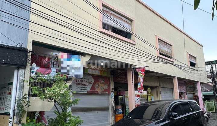 Dijual Rumah Kost Aktif Dan Stand Toko Di Jetis Wonokromo Surabaya Kost di Jl. Jetis Kulon I No.43, Wonokromo, Wonokromo, Kota Surabaya, Jawa Timur, Indonesia, 60243, Wonokromo 139.0 m² SHM Dijual Rumah Kost Aktif Dan Stand Toko Di Jetis Wonokromo Surabaya Kost di Jl. Jetis Kulon I No.43, Wonokromo, Wonokromo, Kota Surabaya, Jawa Timur, Indonesia, 60243, Wonokromo 139.0 m² SHM
