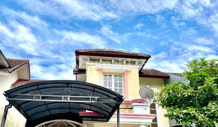 For Sale: 2-Story House in Mutiara Regency Housing, Sidoarjo City. Nice House with SHM at Mutiara Regency, Jl. Jati, Jati, Sidoarjo, Sidoarjo, East Java, Indonesia, 61226, Sidoarjo.