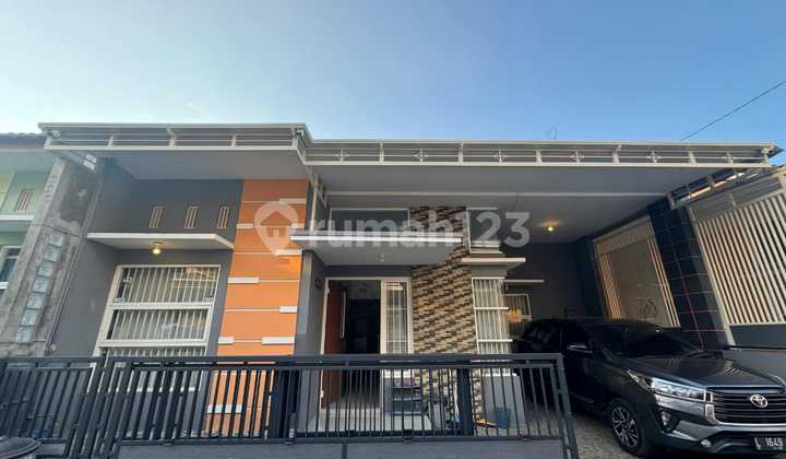 For Sale Villa in Batu City, Malang, East Java Villa at De Lobby Suite Hotel, Jl. Imam Bonjol, Sisir, Batu, Batu City, East Java, Indonesia, 65314, Batu Certificate of Ownership (SHM)