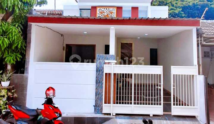 New House for Sale in Medayu Rungkut, East Surabaya Housing, Beautiful House with SHM at Jl. Medayu Utara II, Medokan Ayu, Rungkut, Surabaya City, East Java, Indonesia, 60295, Rungkut