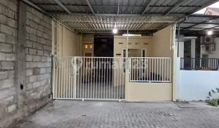 Dijual Rumah Full Furnished Di Wage Taman Sidoarjo Rumah Bagus SHM di Jl. Jeruk III No.3, Wage, Taman, Sidoarjo, Jawa Timur, Indonesia, 61257, Taman