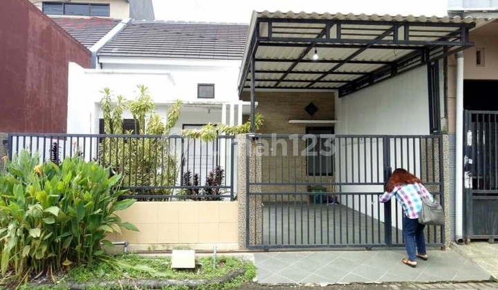 For Sale: Ready-to-Live House in Bluru Kidul Sidoarjo, Good House with SHM at Indomaret - Bluru Kidul (Ff3q), Jl. Bluru Kidul 7, Bluru Kidul, Sidoarjo, Sidoarjo, East Java, Indonesia, 61233, Sidoarjo