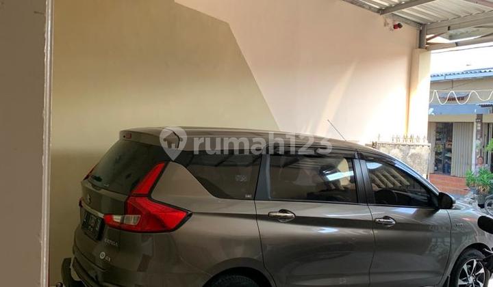 For Sale: Move-in Ready House in Petemon Sawahan, West Surabaya. House with SHM at Jl. Petemon III No.42, Petemon, Sawahan, Surabaya City, East Java, Indonesia, 60252, Petemon. 2