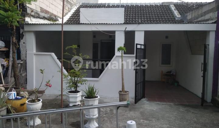 Dijual Rumah Murah Di Perumahan Oma Indah Menganti Gresik Rumah Butuh Minim Renovasi SHM di Oma Indah, Jl. Bringkang, Bringkang, Menganti, Gresik, Jawa Timur, Indonesia, 61174, Menganti Dijual Rumah Murah Di Perumahan Oma Indah Menganti Gresik Rumah Butuh Minim Renovasi SHM di Oma Indah, Jl. Bringkang, Bringkang, Menganti, Gresik, Jawa Timur, Indonesia, 61174, Menganti