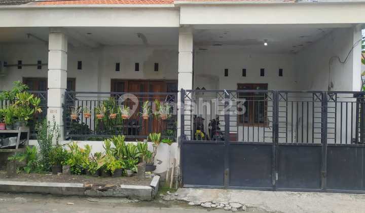 Rumah bagus di hook perumahan Griya Citra Asri Rumah bagus di hook perumahan Griya Citra Asri