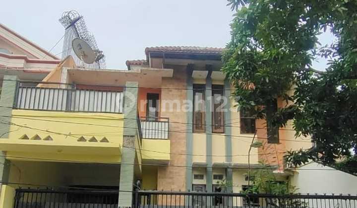 RUMAH MEWAH STRATEGIS FULL FURNISHED DI MANUKAN RUMAH MEWAH STRATEGIS FULL FURNISHED DI MANUKAN