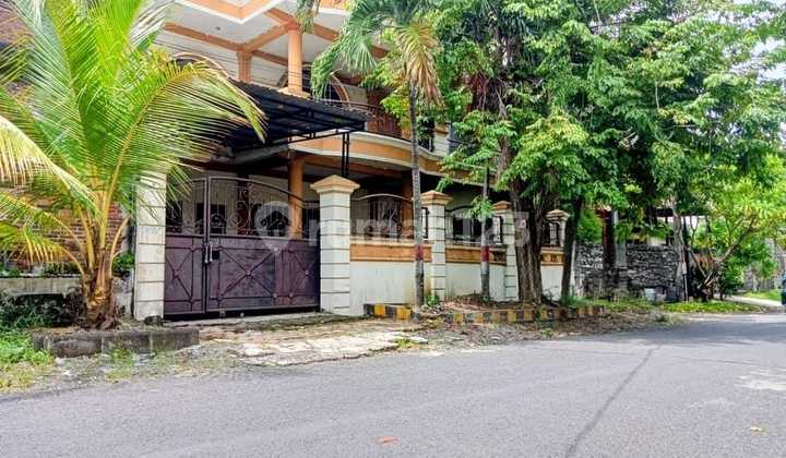 RUMAH WORKSHOP 2 LANTAI DI SURABAYA BARAT