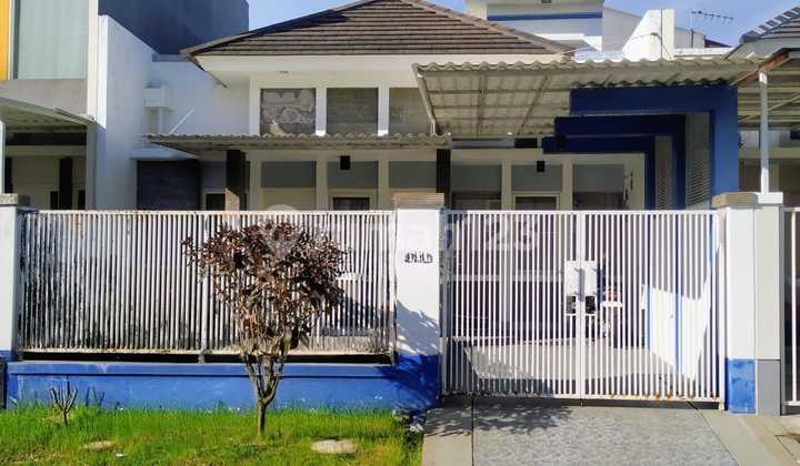 Beautiful House in Galaxy Alam Negotiable Until Deal 2