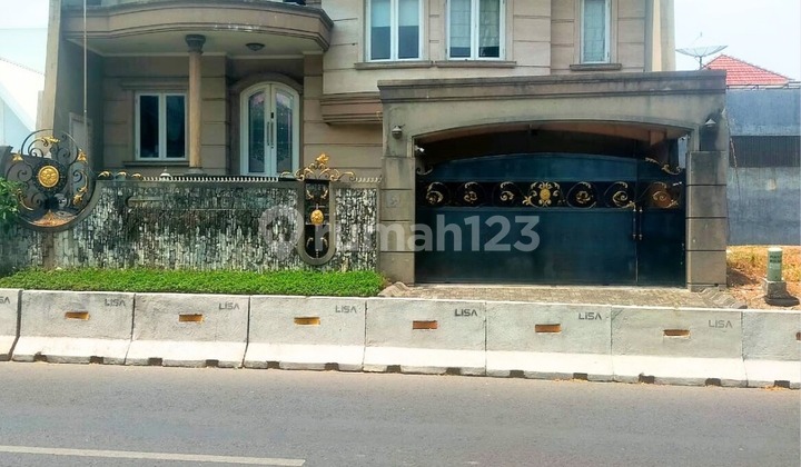 RUMAH MEWAH DAN MEGAH DI CITRA LAND SURABAYA 1