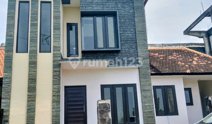 Rumah Baru View Sawah dan Laut di Klungkung