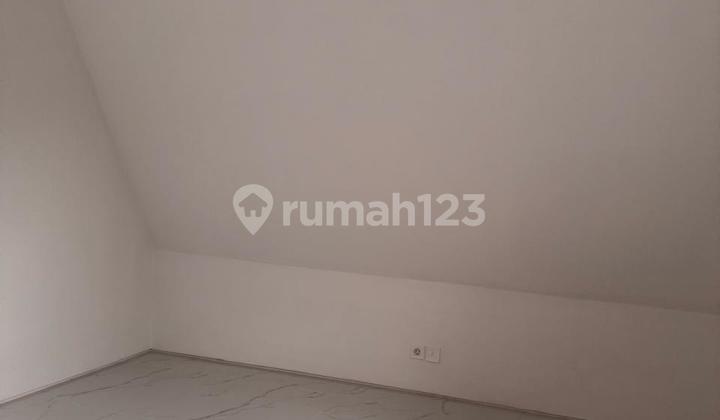 Di Jual Rumah berlokasi Di Citra Garden Serpong BSD  dekat Aeon.