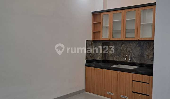 Dijual Rumah Siap Huni Brand New Berlokasi di Griyaloka BSD  2