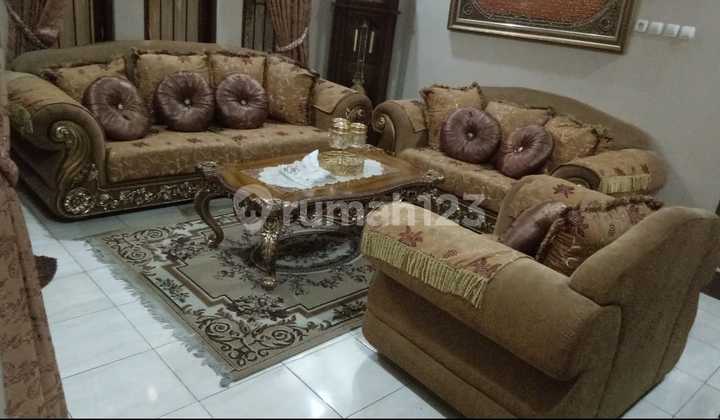 For Sale 3-story House in Tanjung Barat, South Jakarta near AEON Mall For Sale 3-story House in Tanjung Barat, South Jakarta near AEON Mall