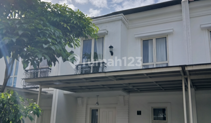 Disewakan Rumah 2 Lantai Full Furnished- Grandwisata Cluster La Monte.