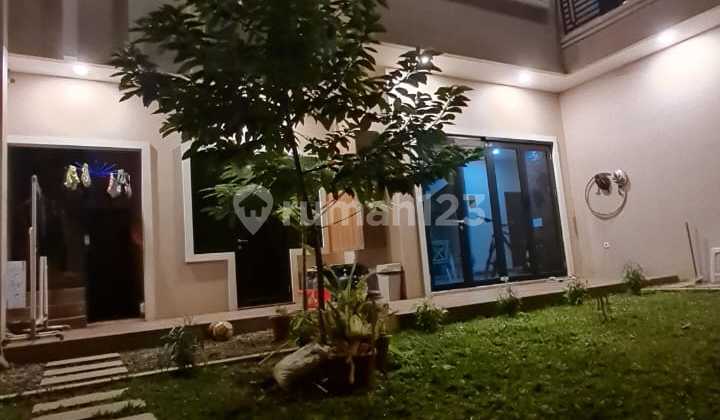 Disewakan Rumah Mewah Di Grandwisata Full Furnished, Dekat Tol/mall/rs