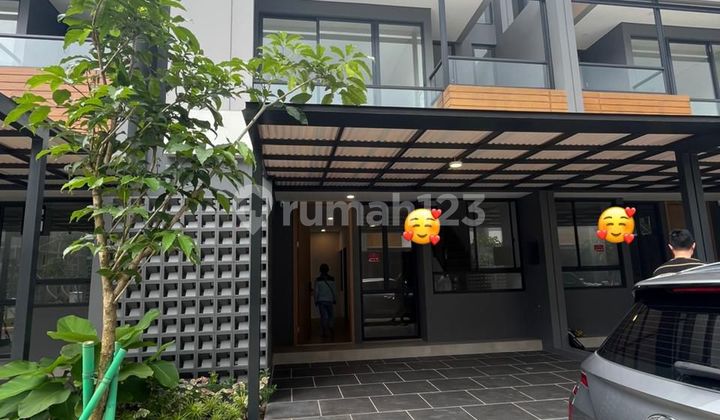 Sewa Rumah Terravia Adora BSD City di BSD Sewa Rumah Terravia Adora BSD City di BSD