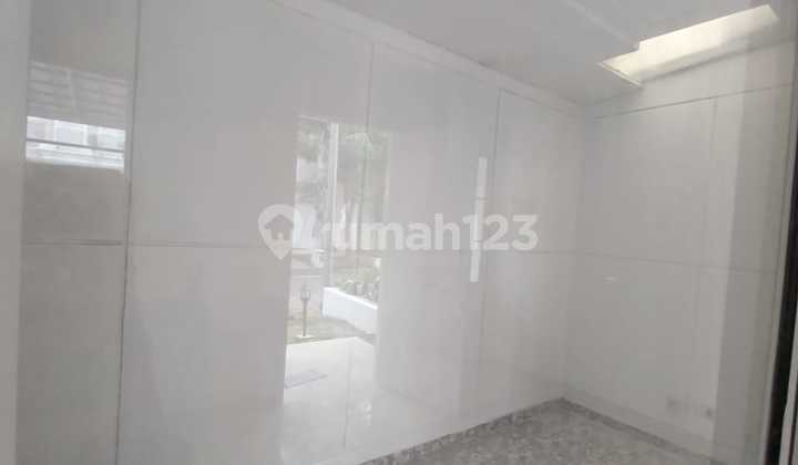 Sewa Rumah Vanya Park Bsd City Bagus 2
