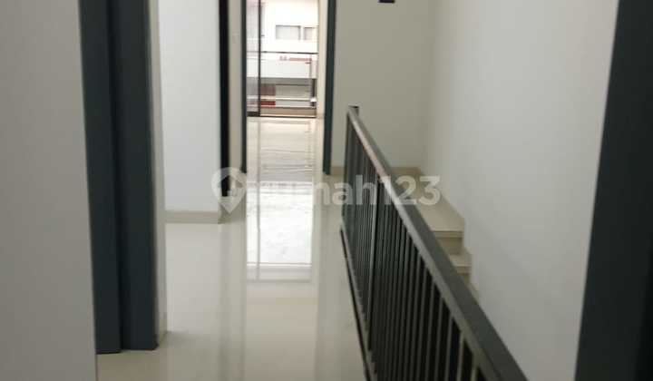 For Sale Metland Puri Cluster Clematis House Size 5X120 For Sale Metland Puri Cluster Clematis House Size 5X120