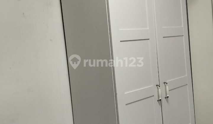 Rumah Sewa Bagus 2 Lantai Lokasi Strategis Akses Mudah Dekat Stasiun MRT di Jagakarsa, Jakarta Selatan 2