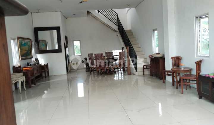 3-Storey Business Space + Rooftop Ready for Occupancy, Strategic Location in Kemang, South Jakarta 3-Storey Business Space + Rooftop Ready for Occupancy, Strategic Location in Kemang, South Jakarta