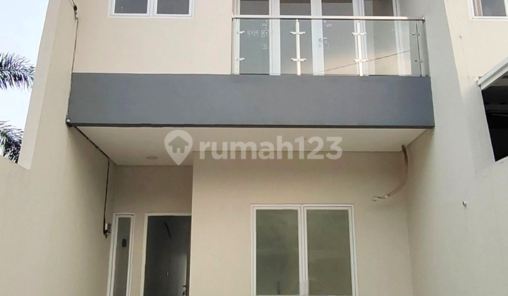 For Sale Brand New House in Meruya with 125m² Land Area