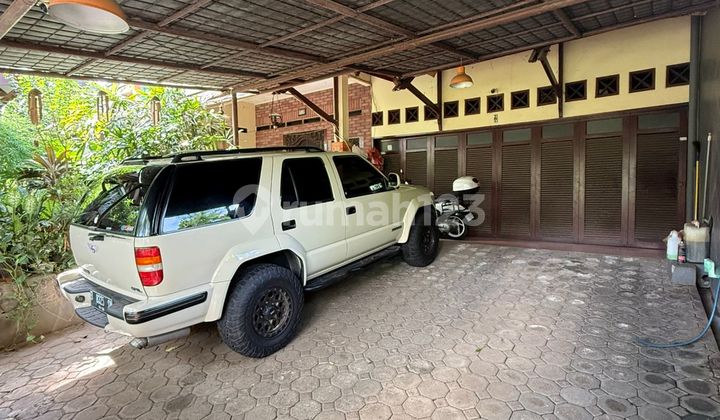 Dijual Rumah 2 Lantai - Area Pakubuwono