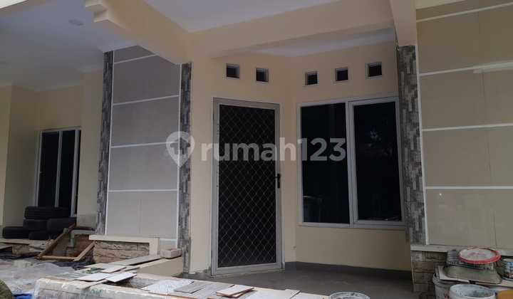 Disewakan Rumah Tinggal - Giriloka Bsd Dekat Taman Kota Disewakan Rumah Tinggal - Giriloka Bsd Dekat Taman Kota