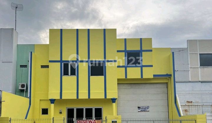 Warehouse for Rent - Taman Tekno BSD Newly Renovated Warehouse for Rent - Taman Tekno BSD Newly Renovated