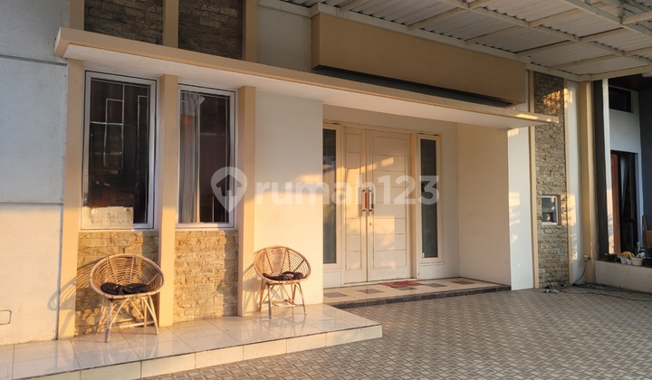 For Sale - The Icon BSD House, Semi-Furnished, Strategic Location