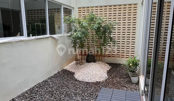 Dijual Rumah Full Renovasi The Eminent Bsd Siap Huni 2