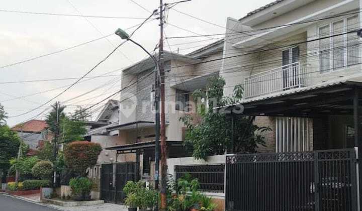 2-Story Ready-to-Occupy House in Pondok Kelapa, Duren Sawit, East Jakarta 2