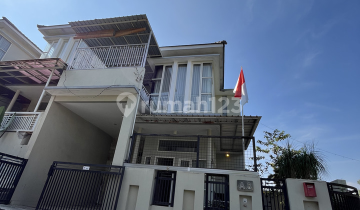 Rumah 2 Lantai Dekat Dengan Pusat Pendidikan 2