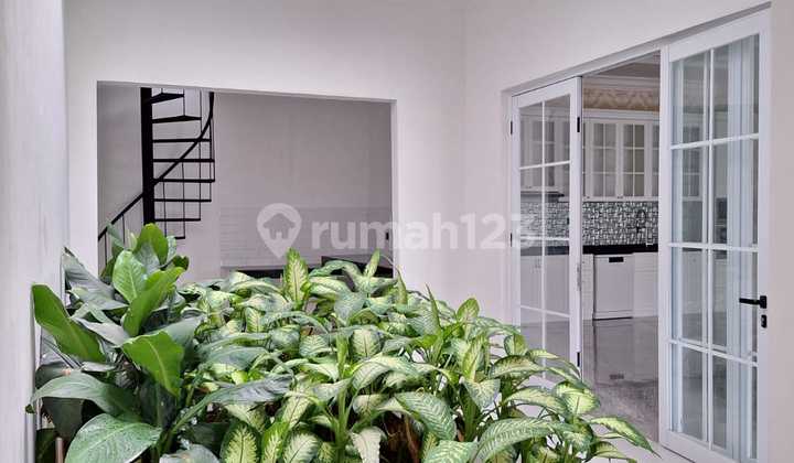 For Sale New Corner House Body The Icon Cosmo BSD – Land 230 / Building 401 American Classic 3 Floors For Sale New Corner House Body The Icon Cosmo BSD – Land 230 / Building 401 American Classic 3 Floors